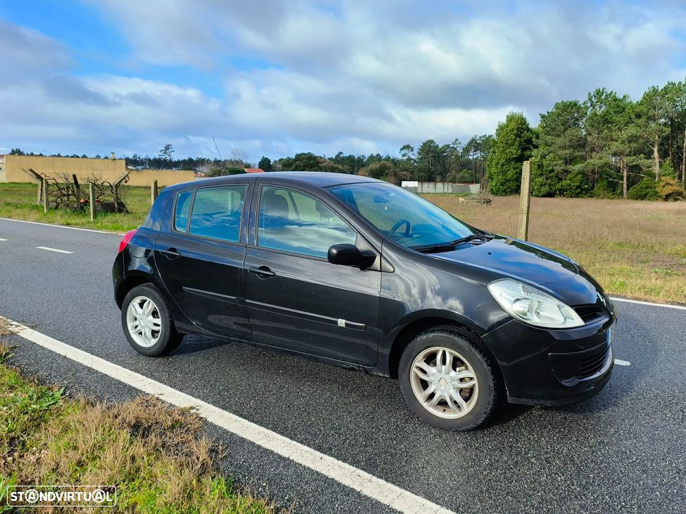 Renault Clio 1.2 16V Rip Curl - 3