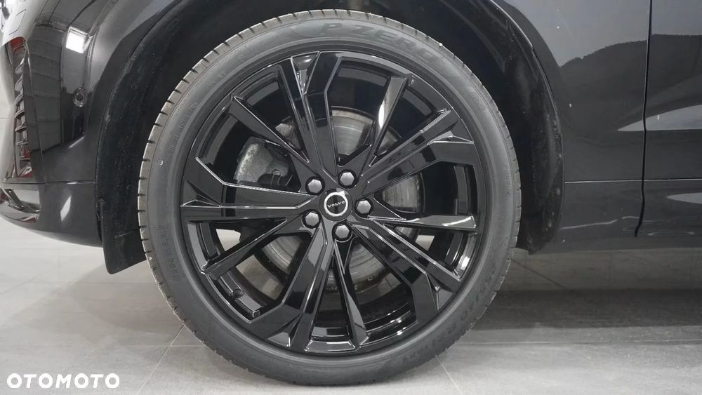 Volvo XC 60 B5 B AWD Ultra Black Edition - 11