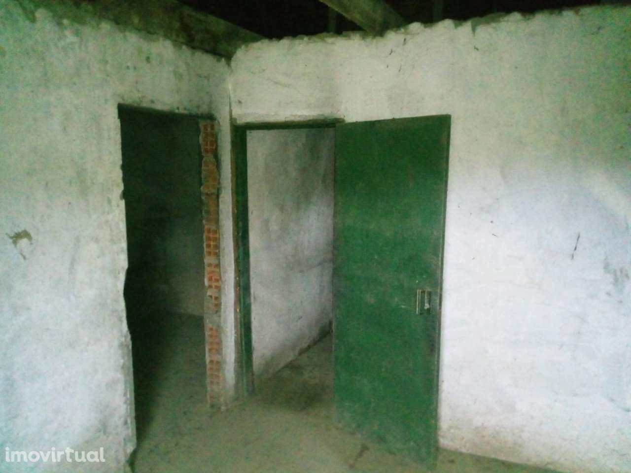 Vende casa térrea em pedra Salgueiro Murça - Grande imagem: 3/7