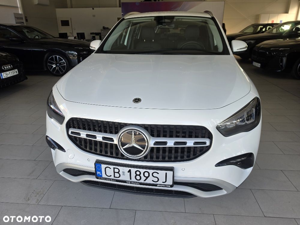 Mercedes-Benz GLA 200 Style - 2