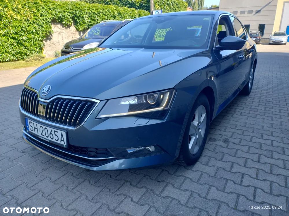 Skoda Superb 2.0 TDI Ambition - 1