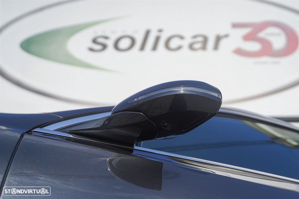 Mercedes-Benz E 300 de - 12