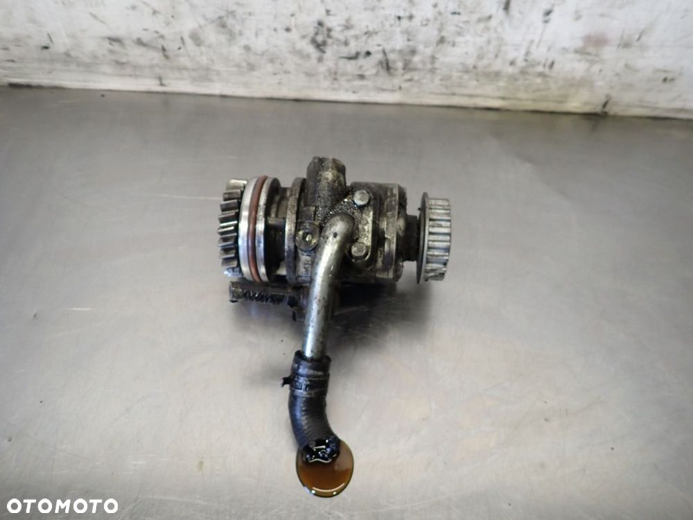 POMPA WSPOMAGANIA VOLKSWAGEN T5 - 2