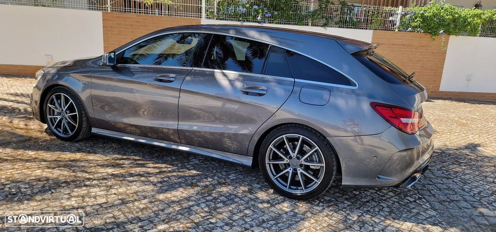 Mercedes-Benz CLA 45 AMG 4Matic 7G-DCT Orange Art Edition - 4