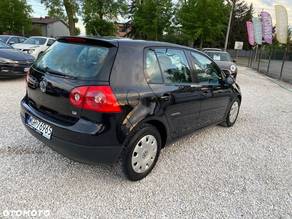 Volkswagen Golf 1.6 United - 10