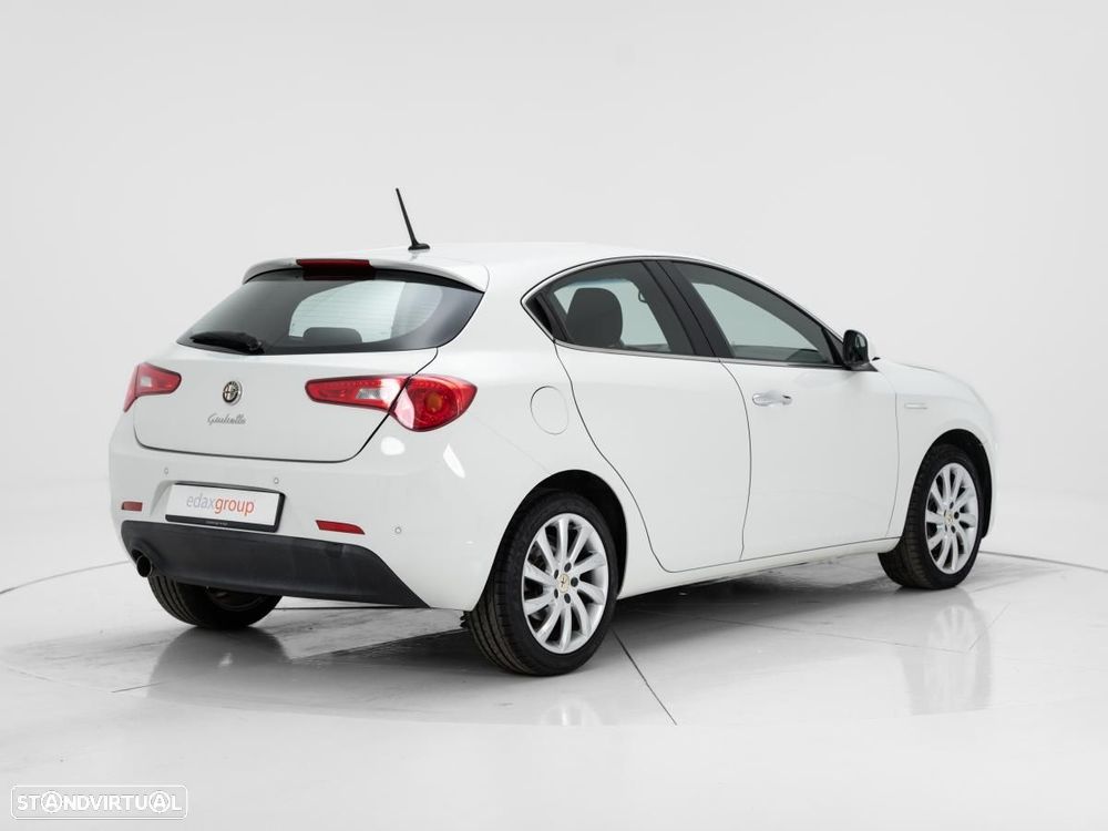 Alfa Romeo Giulietta - 4