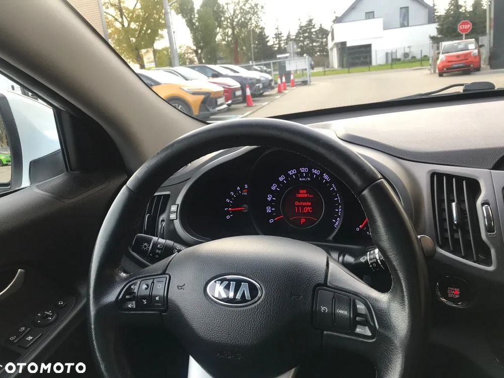 Kia Sportage 2.0 CRDI XL AWD - 27