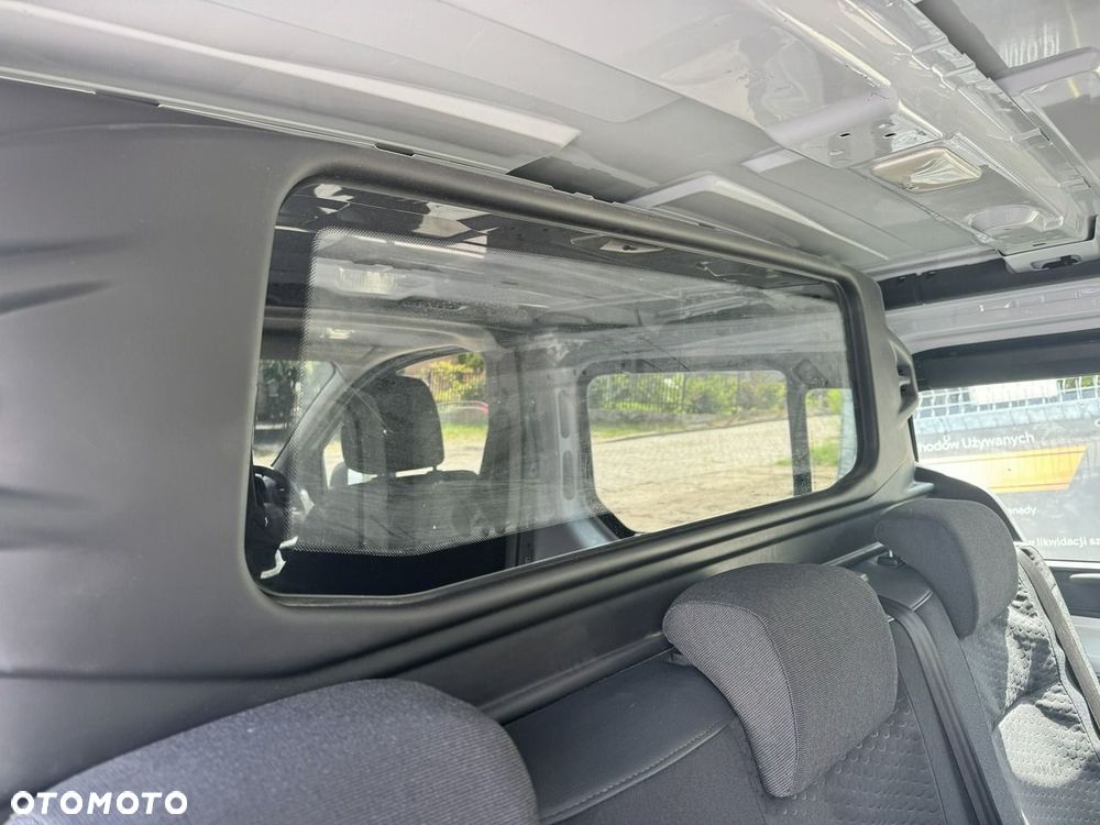 Opel Vivaro - 19