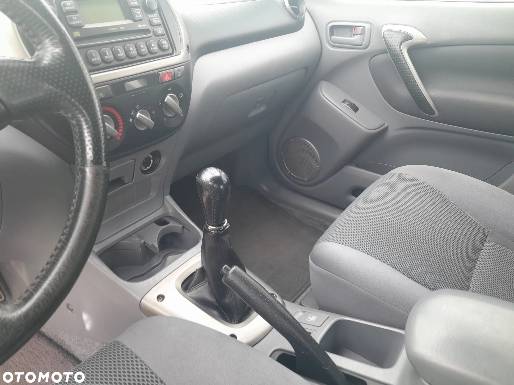 Toyota RAV4 2.0 D-4D 4x4 - 14