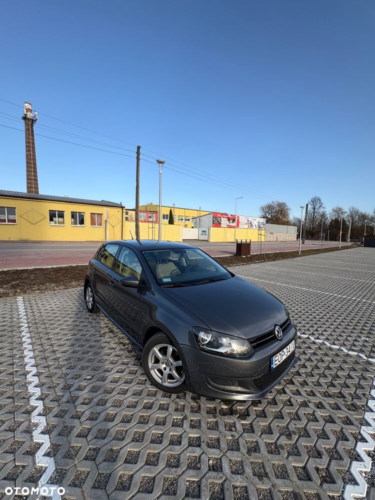 Volkswagen Polo - 1