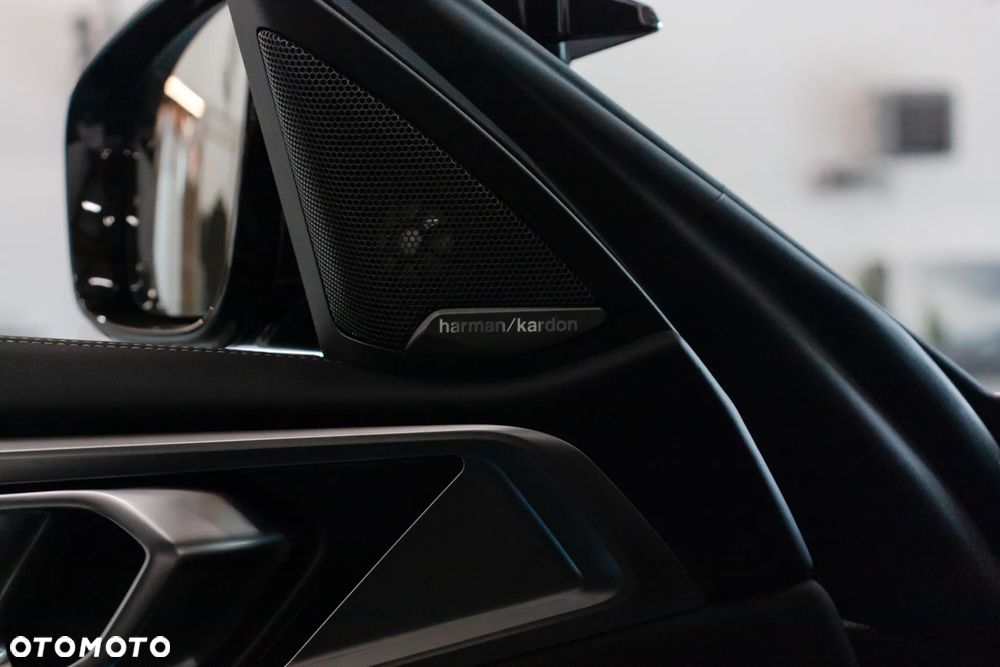 BMW M4 Competition M xDrive - 8