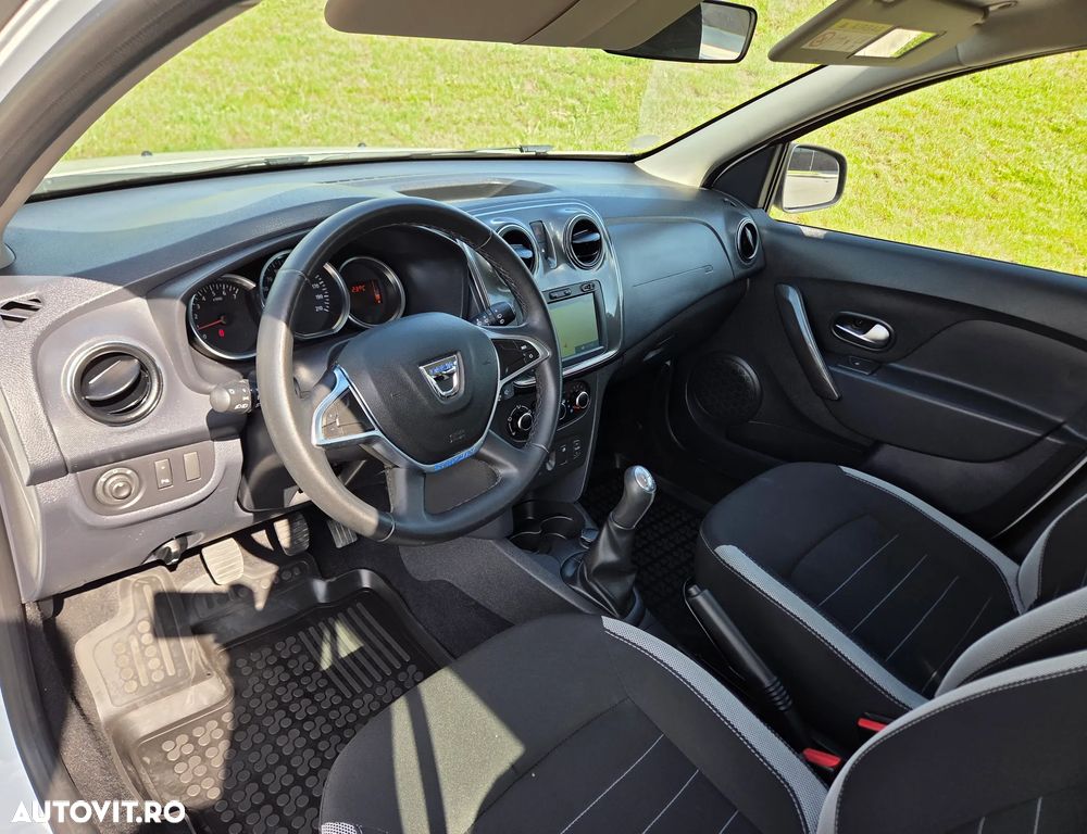 Dacia Sandero Stepway Blue dCi 95 Prestige - 14