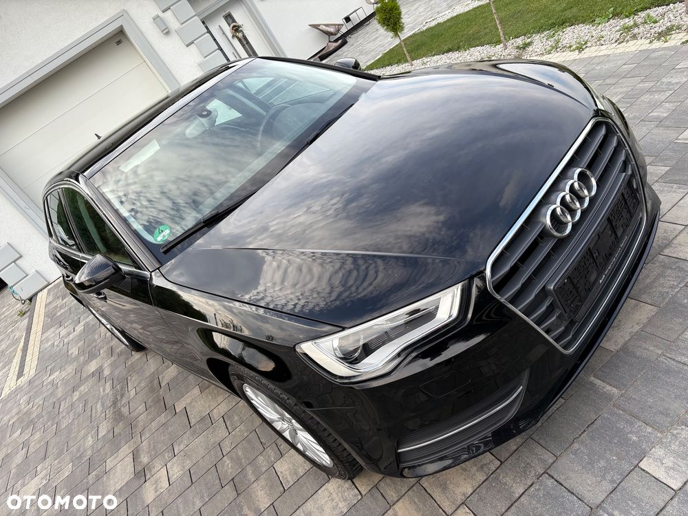Audi A3 Sportback 1.4 TFSI Ambiente - 30