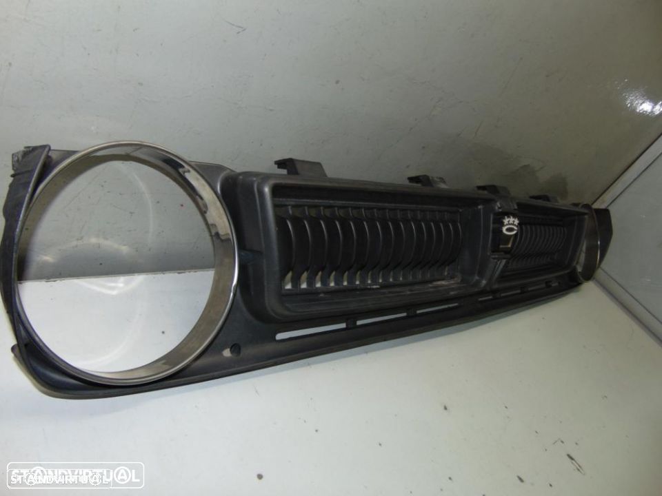 Toyota KE36/ 30 grelha frontal - 2