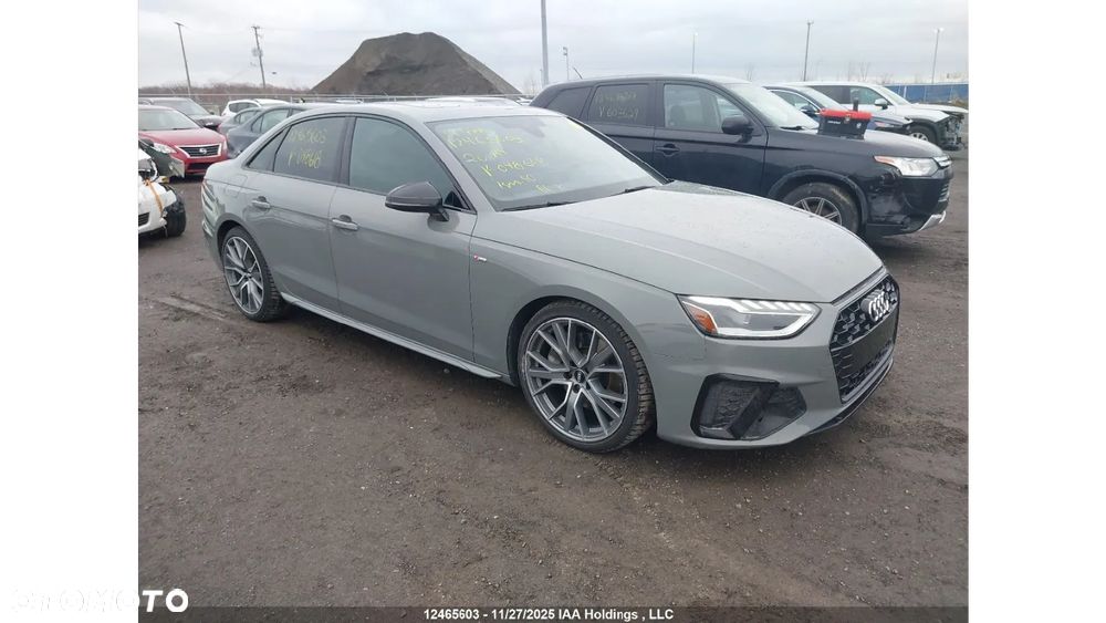 Audi A4 Limousine - 1