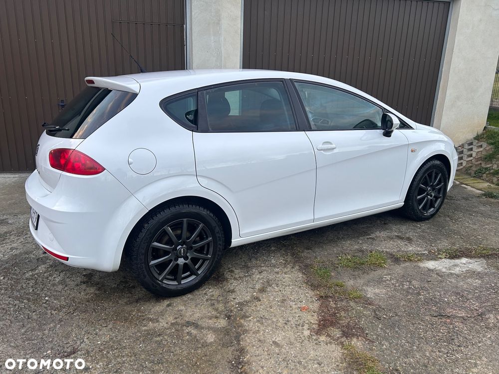 Seat Leon 1.6 TDI Style - 4