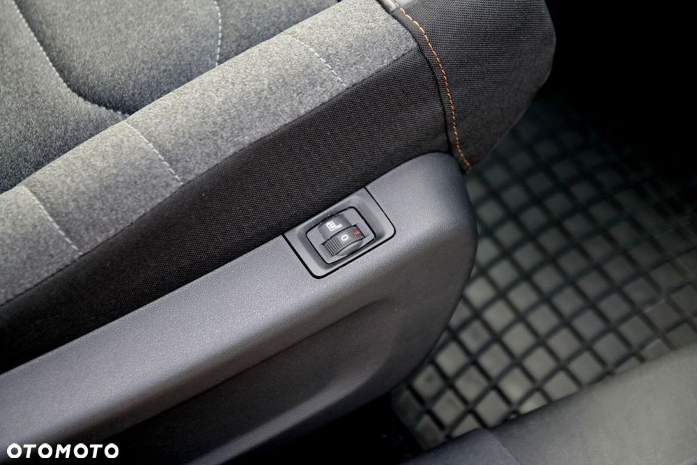 Citroën C3 1.2 PureTech Max EAT6 - 30