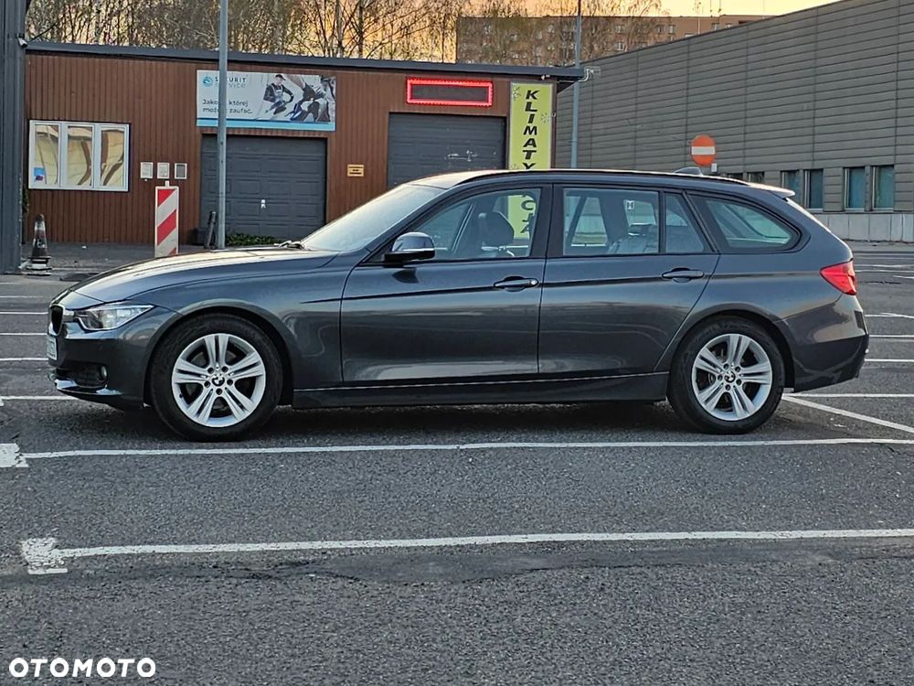 BMW Seria 3 320d Blue Performance Luxury Line - 5