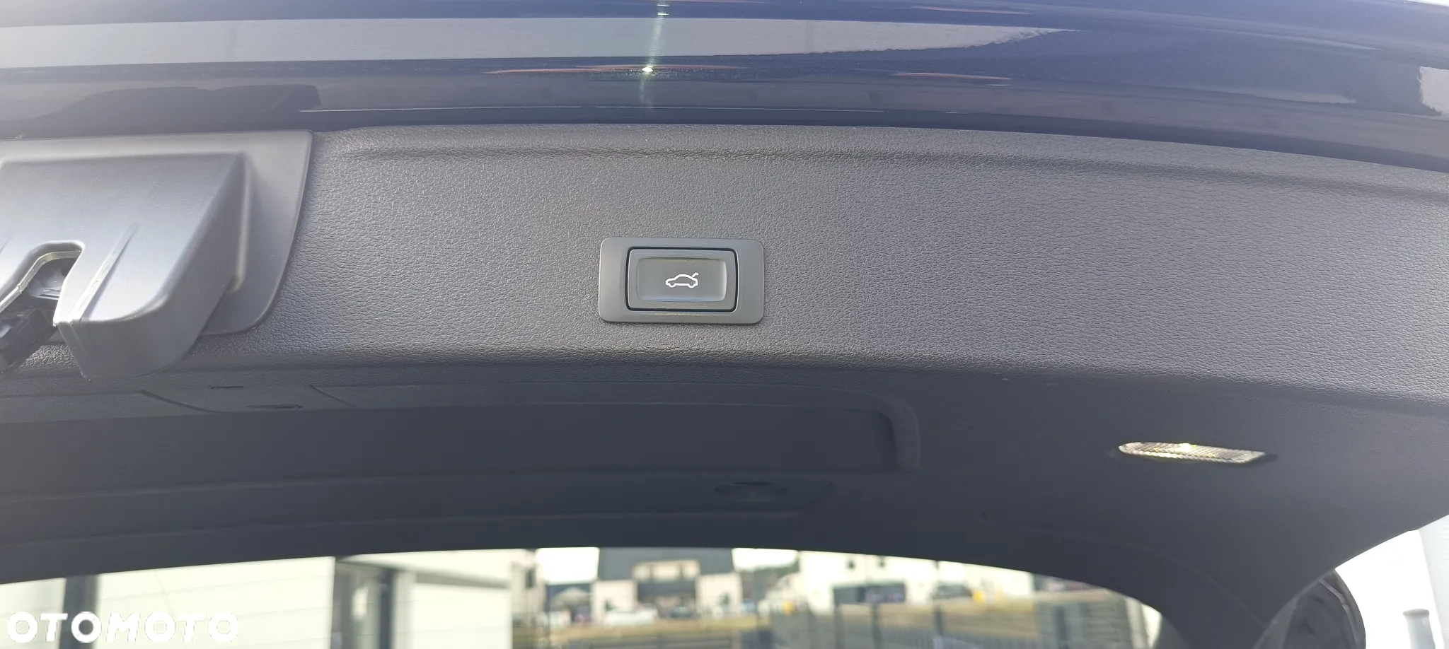 Audi A4 Avant 2.0 TDI S tronic - 9