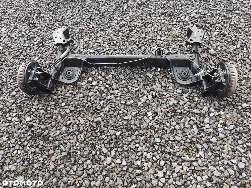 BELKA OŚ OŚKA TYŁ TYLNA KOMPLETNA RENAULT CAPTUR I 2013-2019 - 2