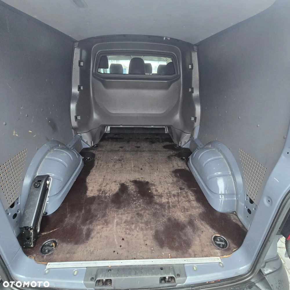 Volkswagen Transporter L2H1 Plus Trendline - 8