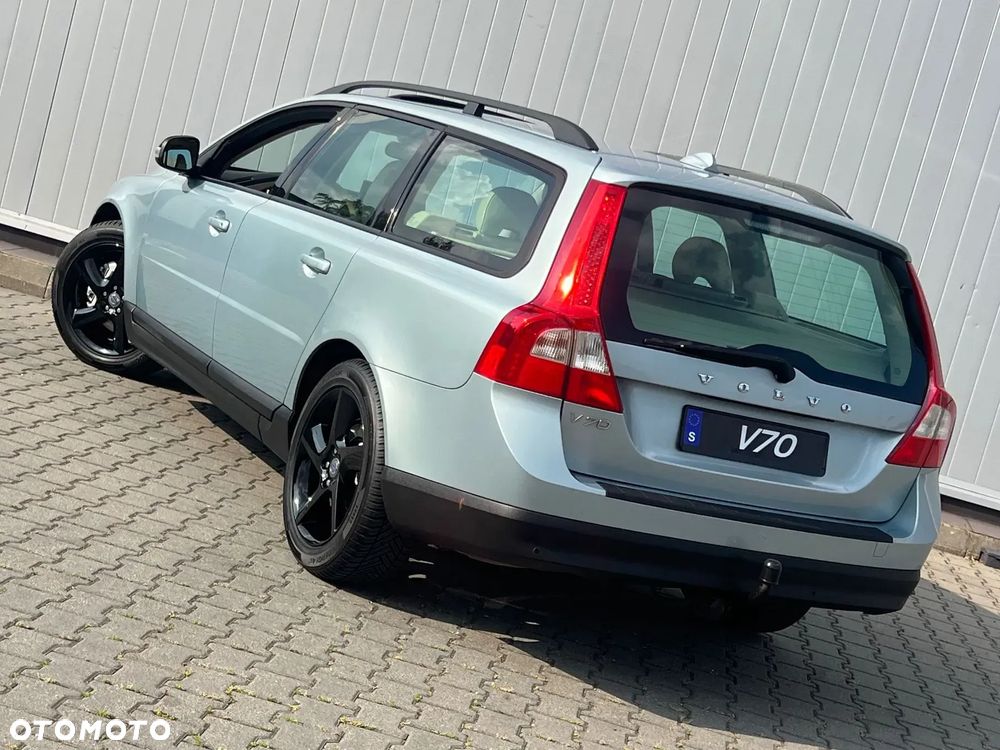 Volvo V70 D5 Summum - 23