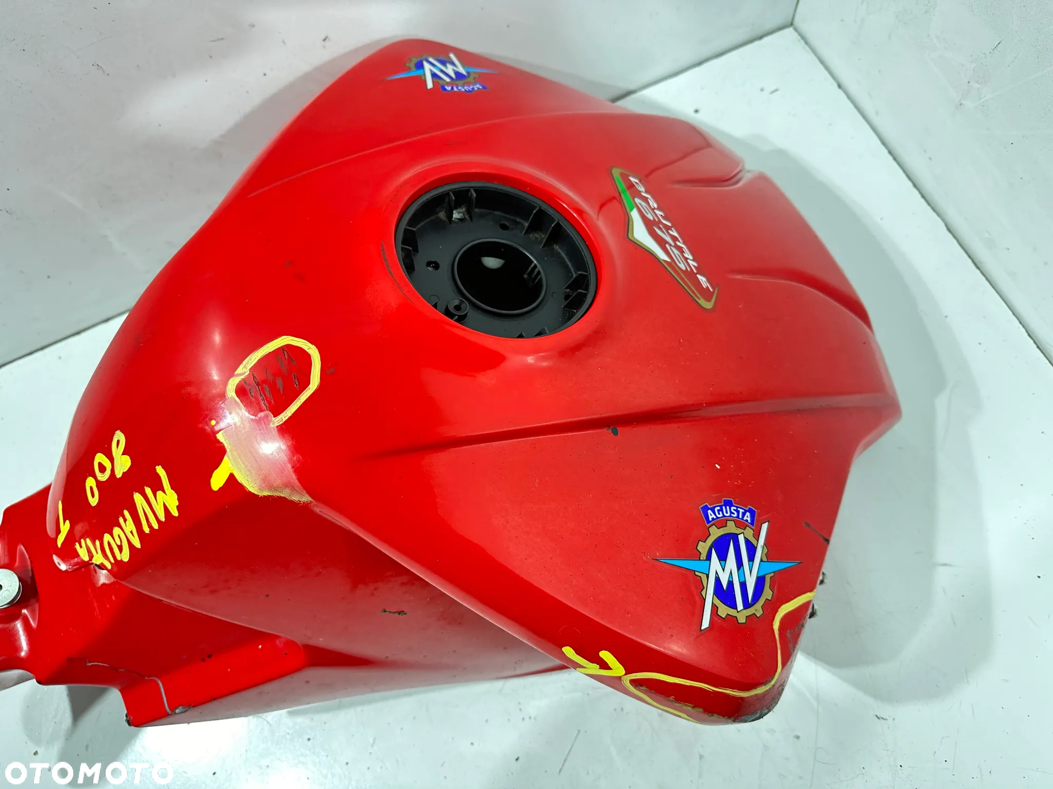 Zbiornik paliwa BAK   MV AGUSTA 800 Brutale - 8
