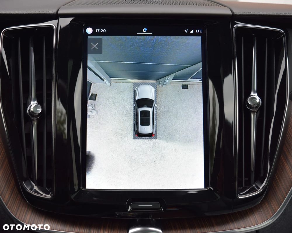 Volvo XC 60 B5 D AWD Geartronic Inscription - 26