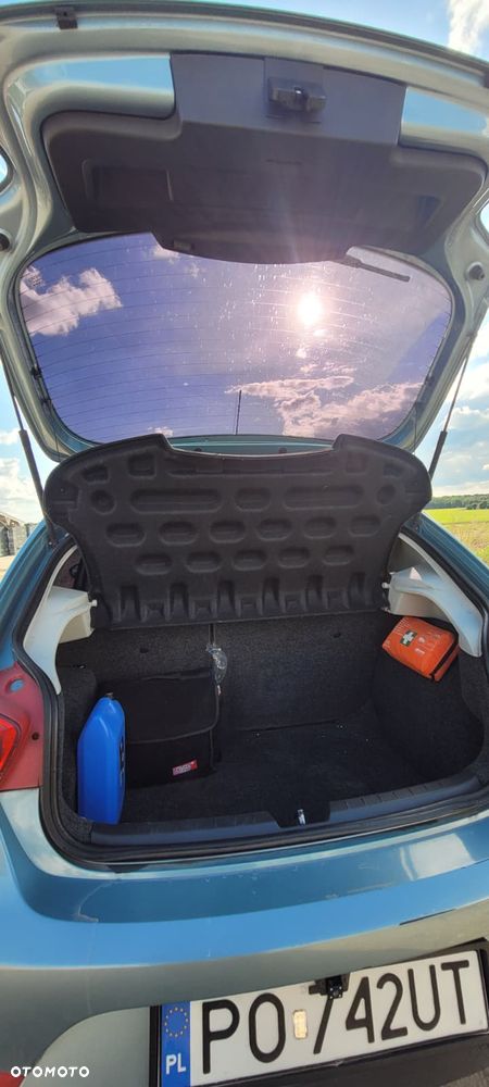 Seat Ibiza 1.4 16V Reference - 18