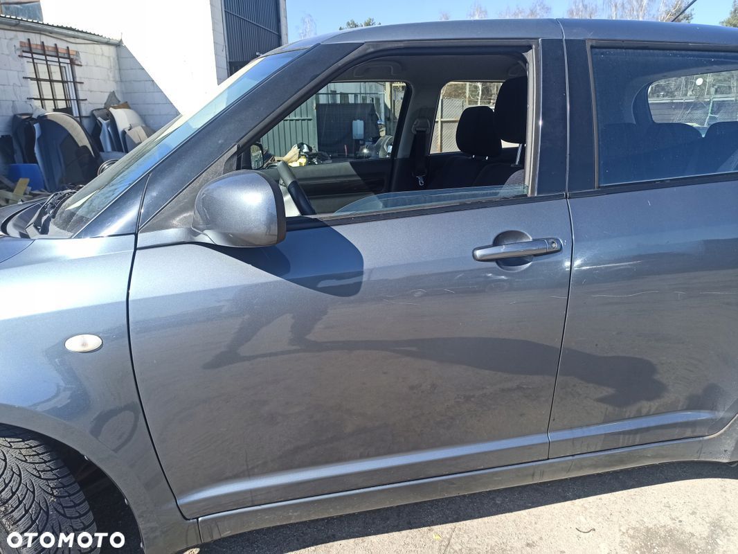 Drzwi lewy przód SUZUKI SWIFT IV MK6 04-10 ZY4 5drzwi Europa - 1
