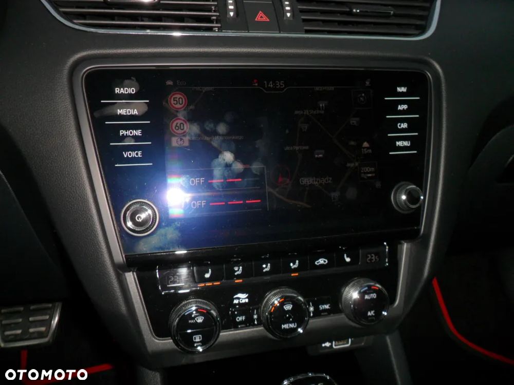 Skoda Octavia 2.0 TSI RS 245 DSG - 28