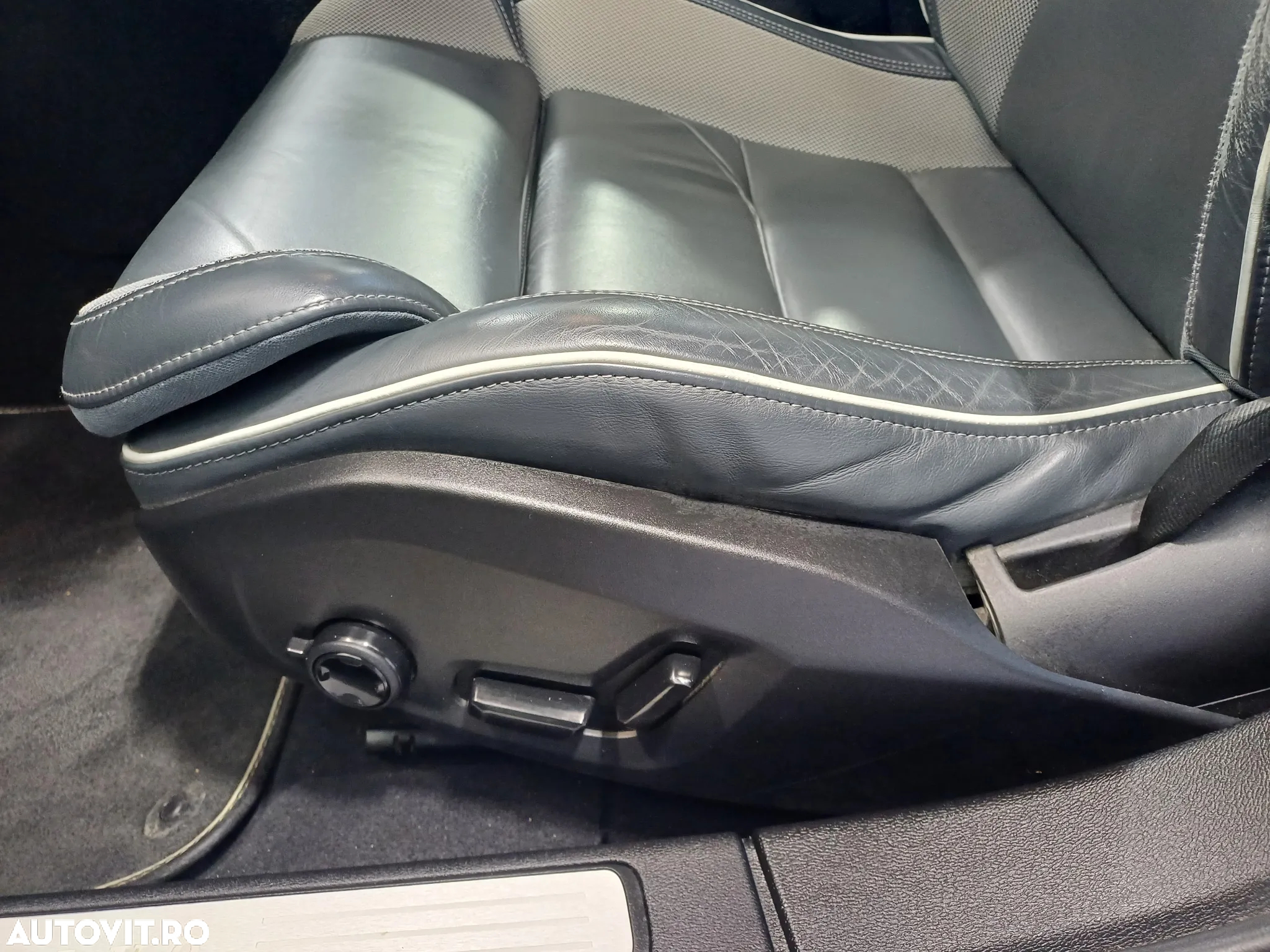 Volvo S60 T5 Momentum Pro - 10