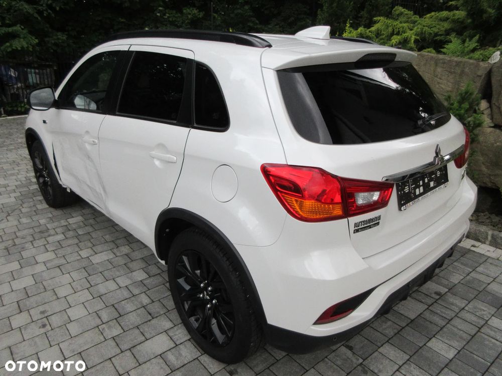 Mitsubishi ASX 1.6 Black Edition - 6