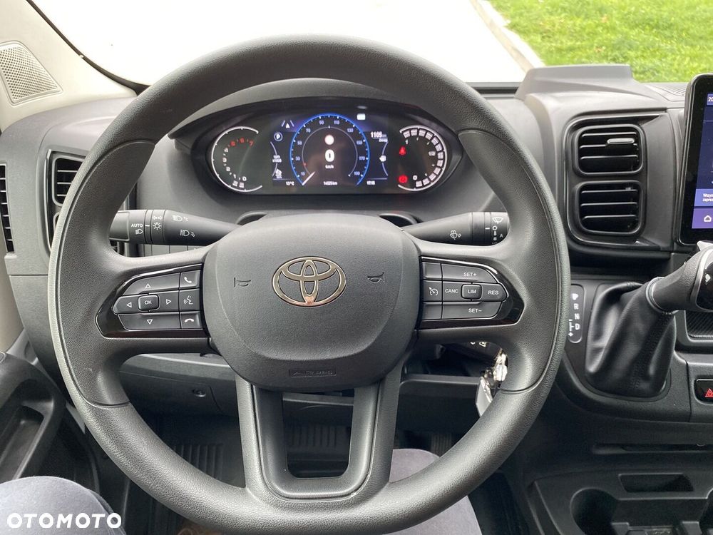 Toyota PROACE MAX - 16