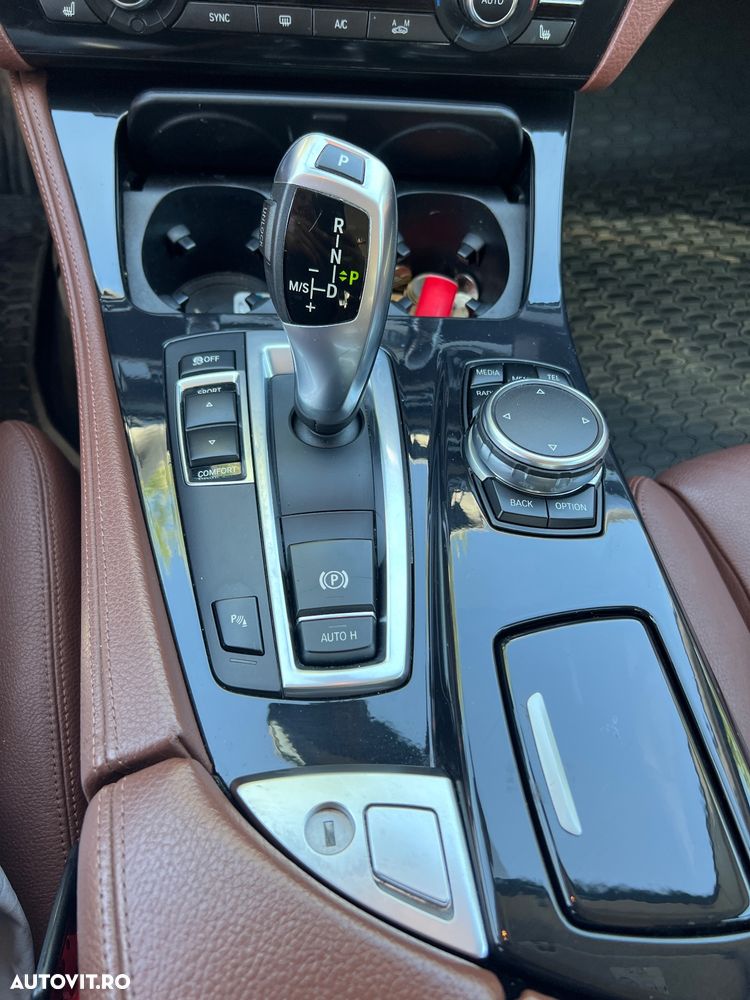 BMW Seria 5 518d Aut. - 10