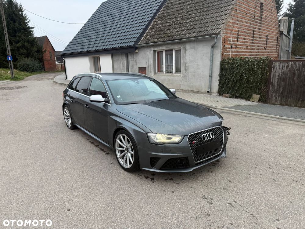 Audi RS4 Avant Avant S tronic - 1