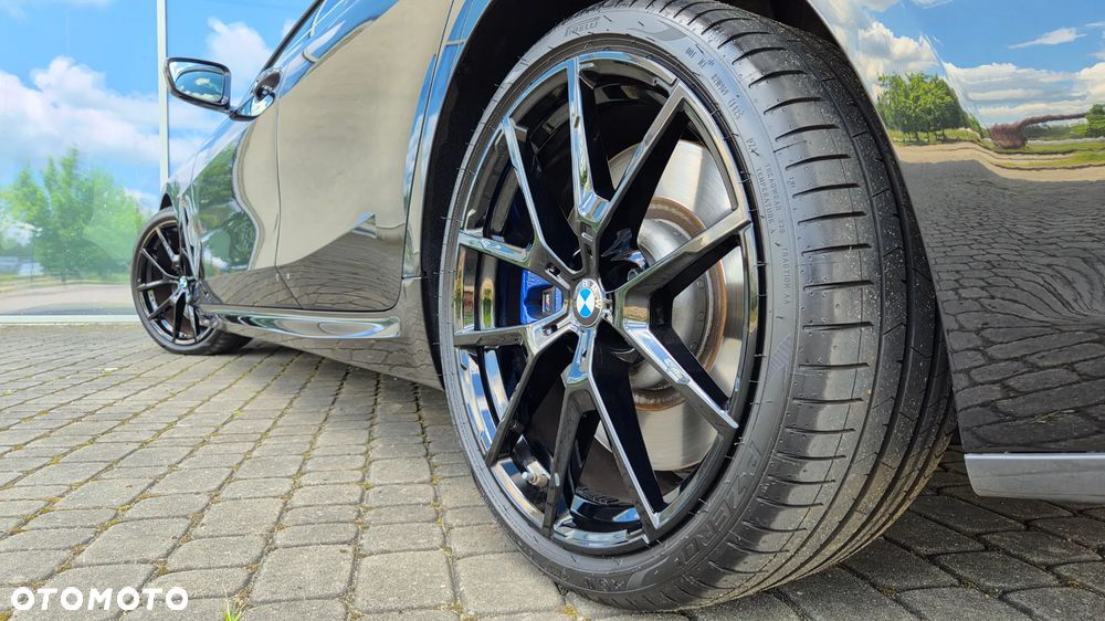 BMW Seria 8 M850i xDrive - 16