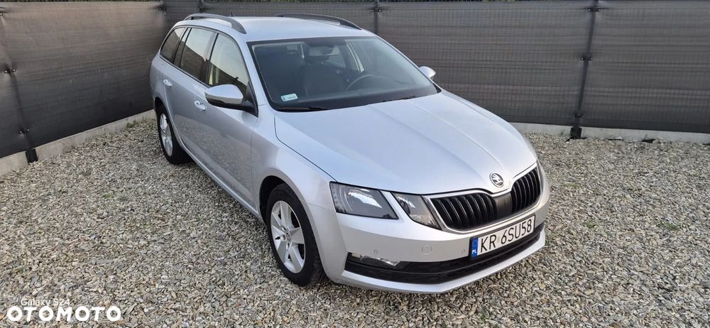 Skoda Octavia 2.0 TDI SCR Ambition DSG - 2