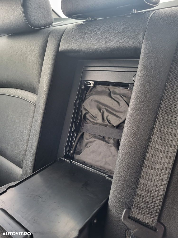 BMW Seria 5 535i xDrive Aut. Luxury Line - 15