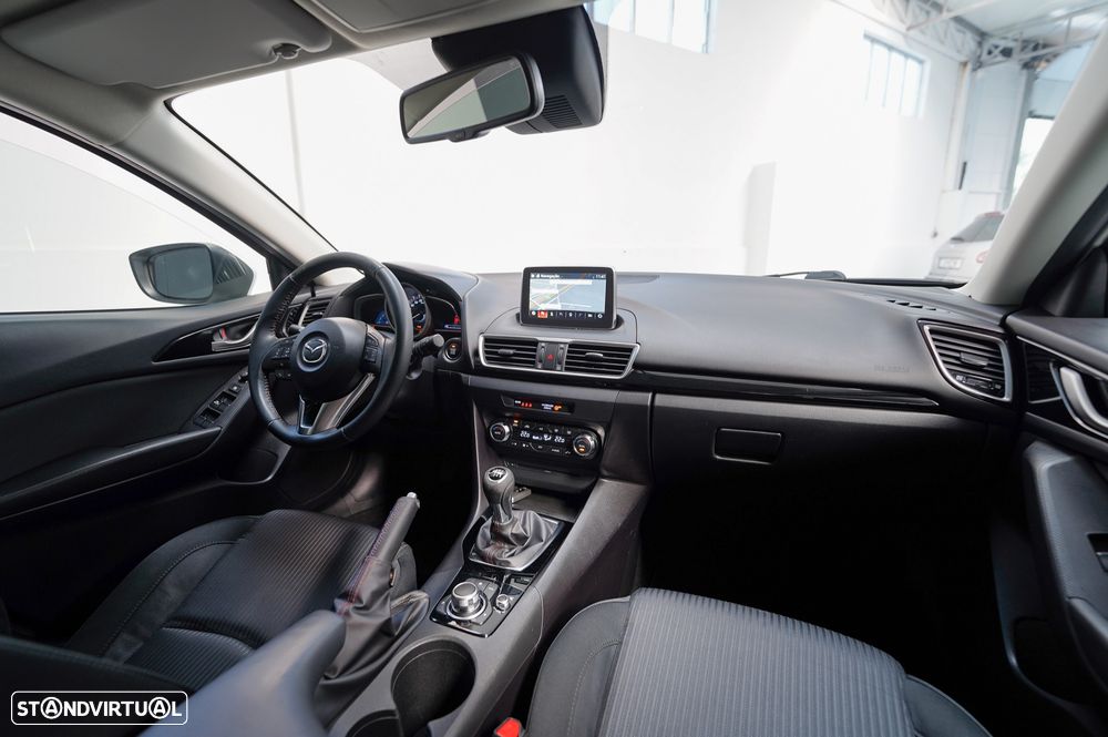 Mazda 3 2016 photo 2