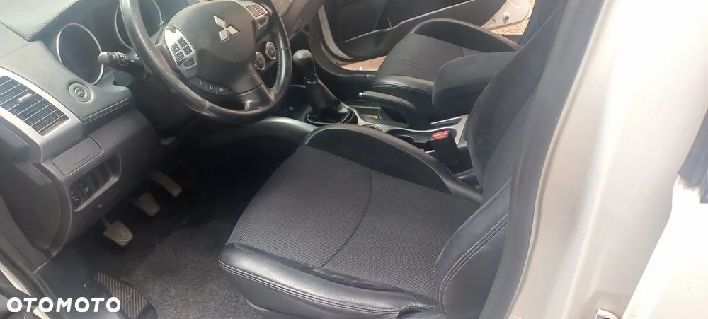 Mitsubishi Outlander 2.0 2WD Edition - 9