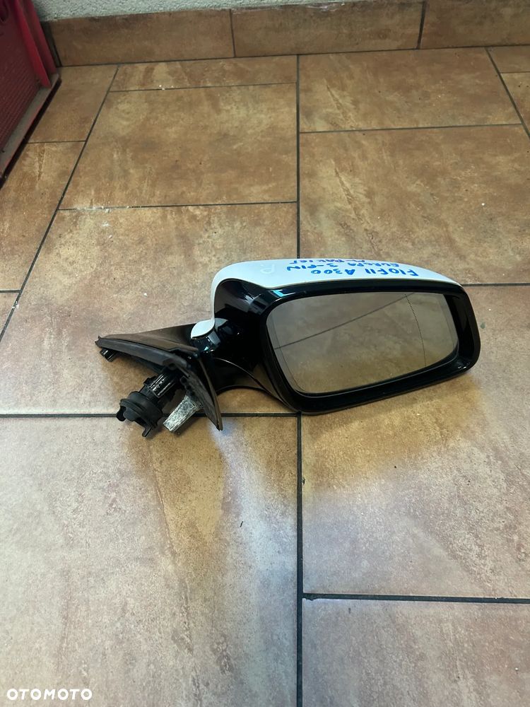 LUSTERKO BMW F10 F11 A300 EUROPA PRAWE 3PIN M-PAKIET FOTOCHROM