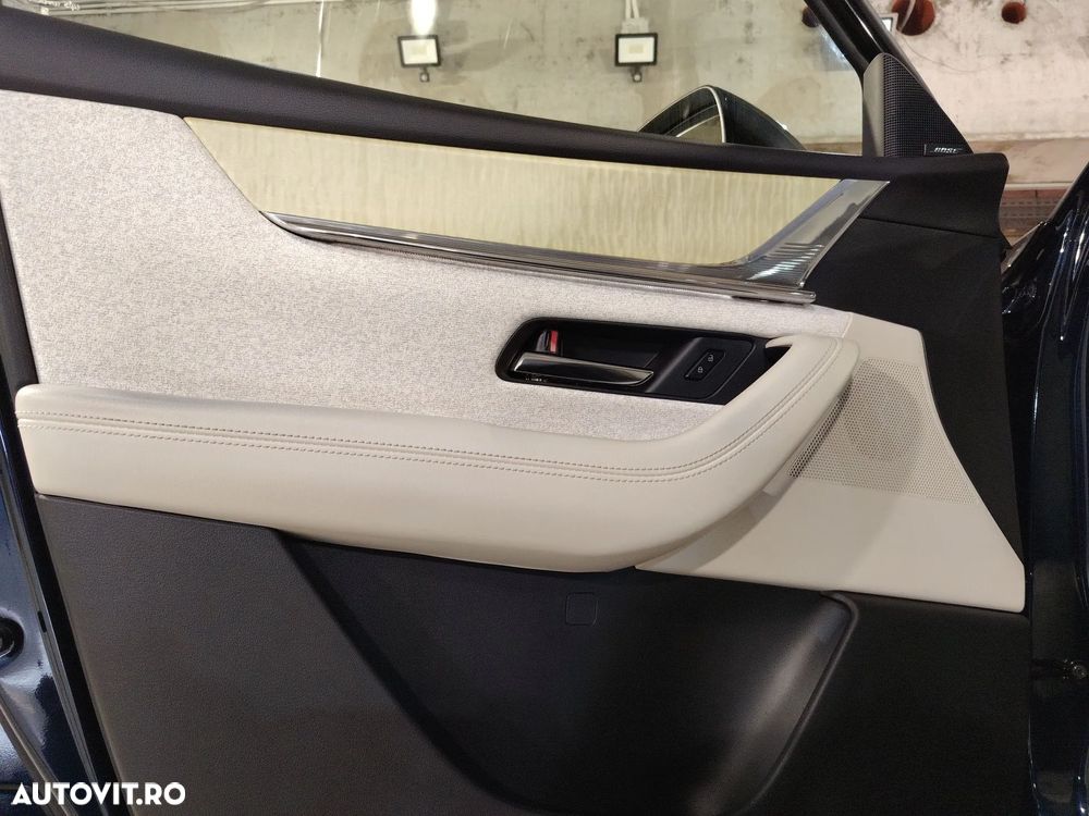 Mazda CX-60 e-Skyactiv PHEV Takumi - 14