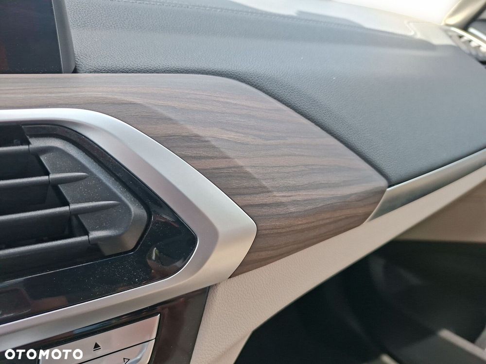 BMW X3 - 29