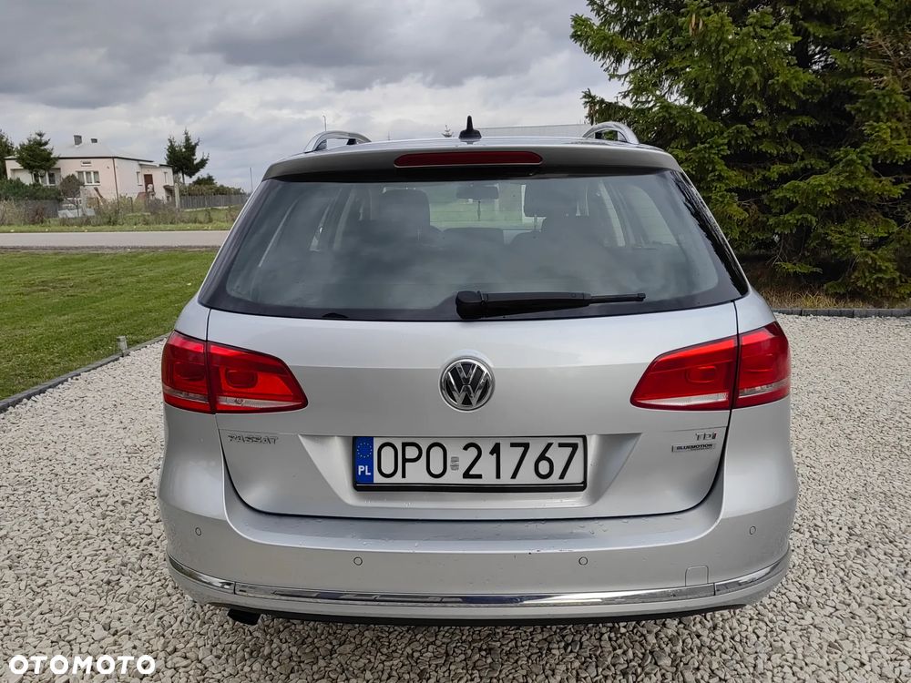 Volkswagen Passat 1.6 TDI Comfortline - 9
