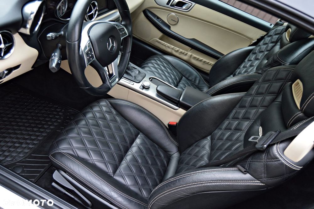 Mercedes-Benz SLK - 15