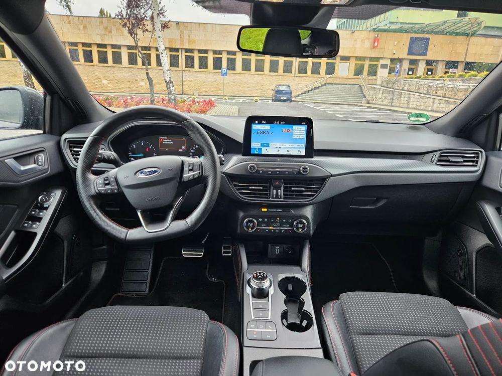 Ford Focus Turnier 1.5 EcoBlue Start-Stopp-System ST-LINE - 25
