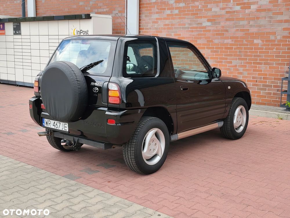 Toyota RAV4 2.0 Special - 8