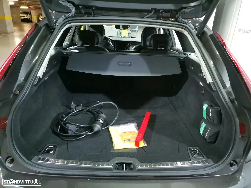 Volvo V90 2.0 T6 PHEV Inscription AWD - 15