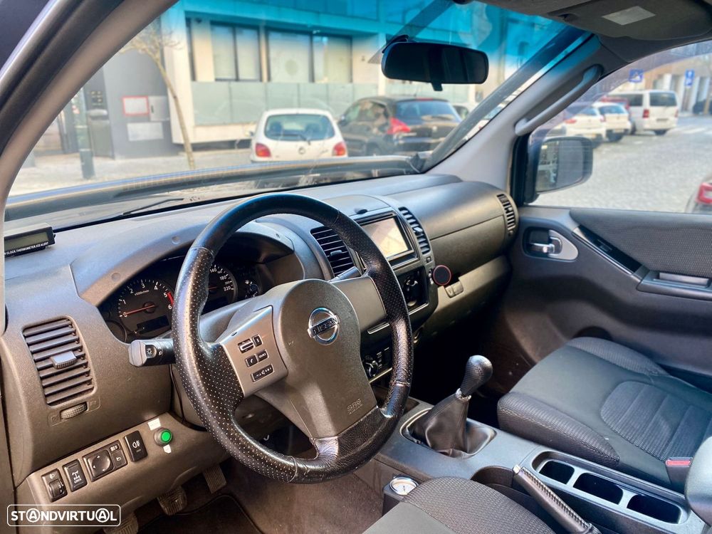 Nissan Navara 2.5 dCi CD LE 4WD - 15